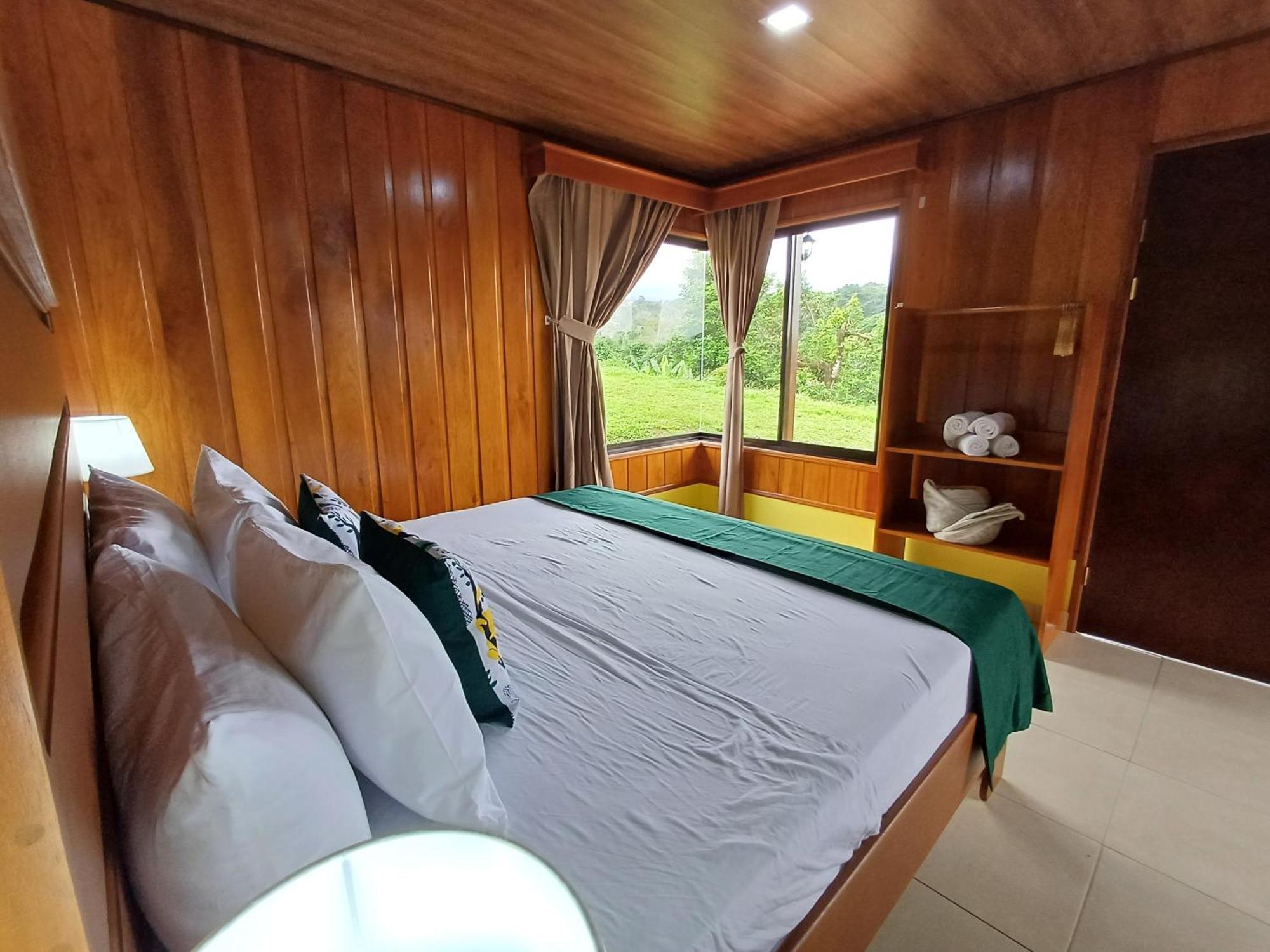 Cabanas Suenos Del Arenal La Fortuna Luaran gambar